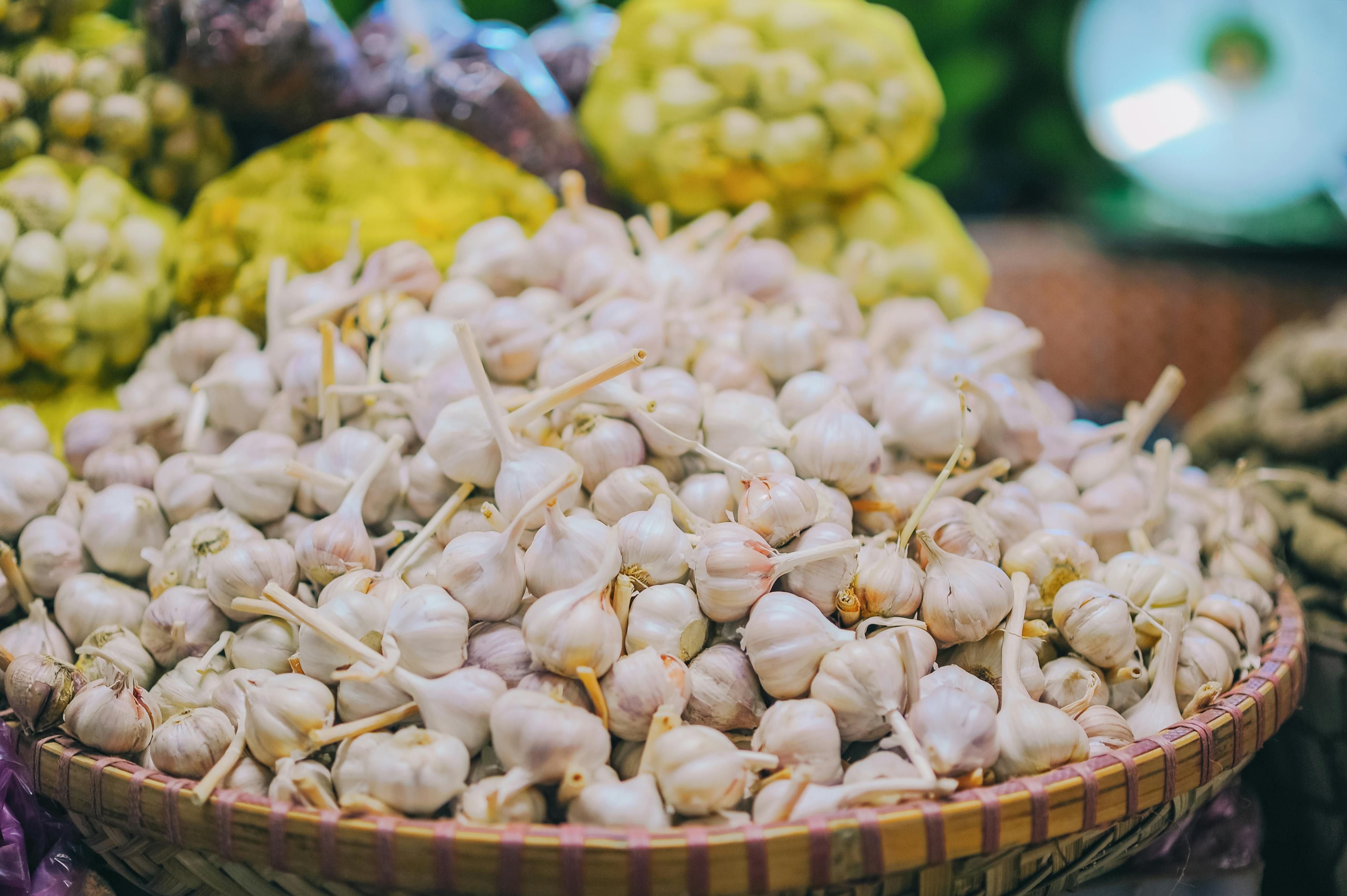Fresh garlic imported into Bangladesh
